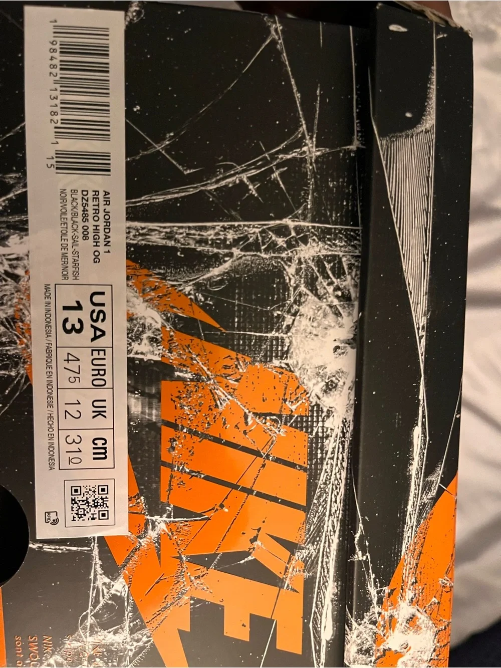 Jordan Low Top Sneakers - Orange/Black